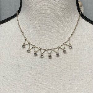 EUC Vintage Silver tone/rhinestone choker necklace 17 inches
